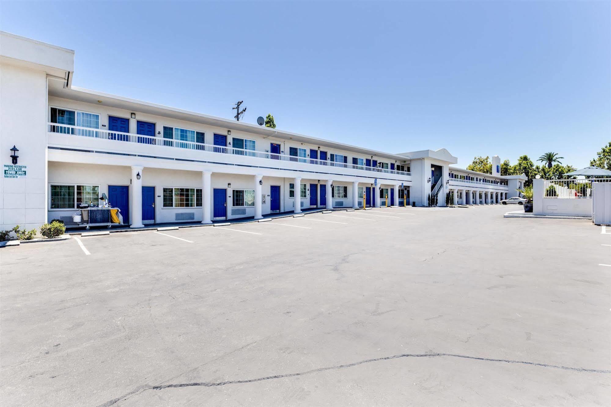 Motel 6-San Jose, Ca - Convention Center Exteriör bild